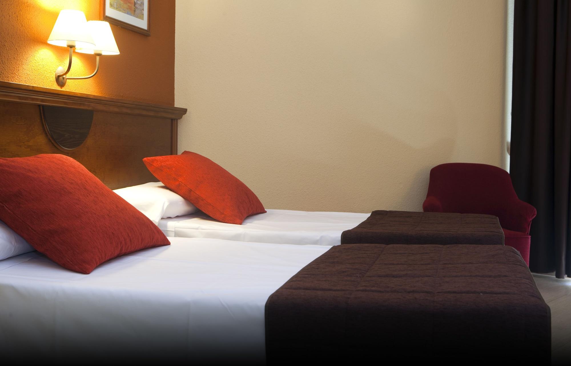 Moon Dreams Fuengirola Hotel Bagian luar foto