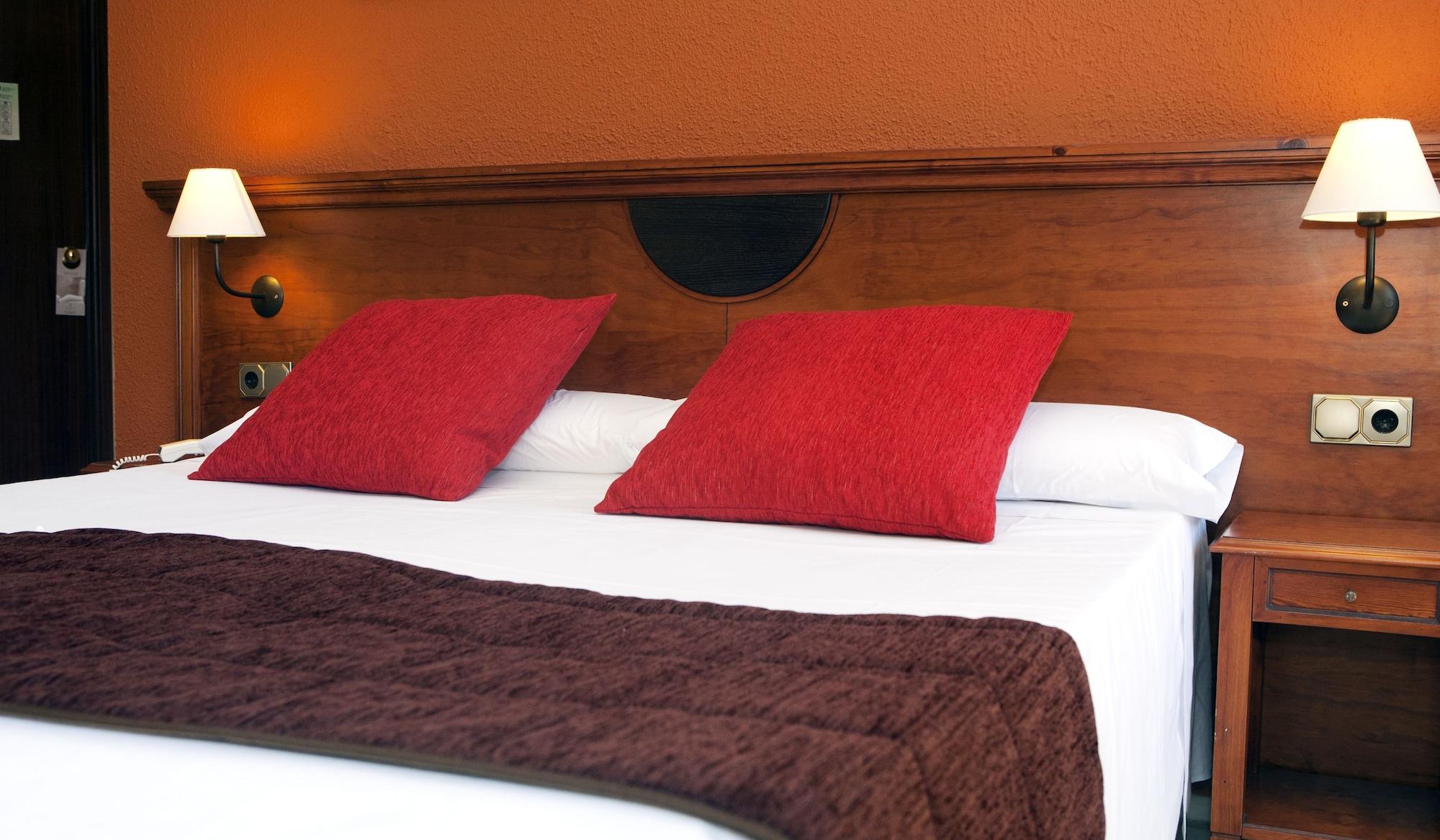 Moon Dreams Fuengirola Hotel Bagian luar foto