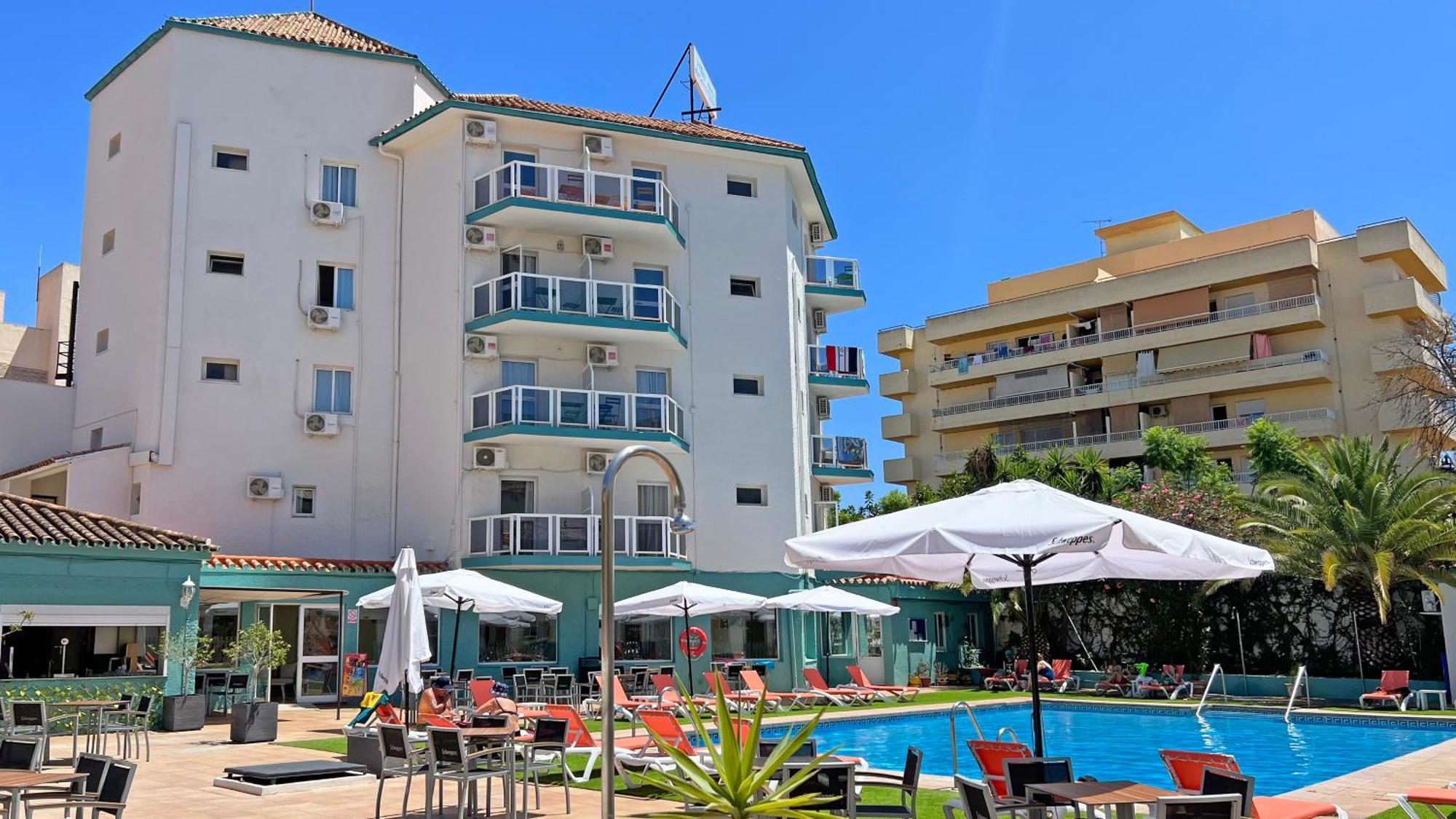 Moon Dreams Fuengirola Hotel Bagian luar foto